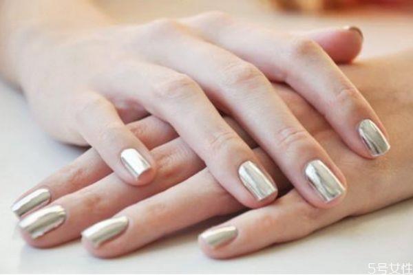 甲油胶为什么那么贵 甲胶油有什么优点 甲油胶为什么那么贵 甲胶油有什么优点