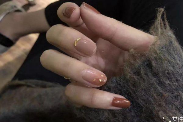 甲油胶为什么那么贵 甲胶油有什么优点 甲油胶为什么那么贵 甲胶油有什么优点