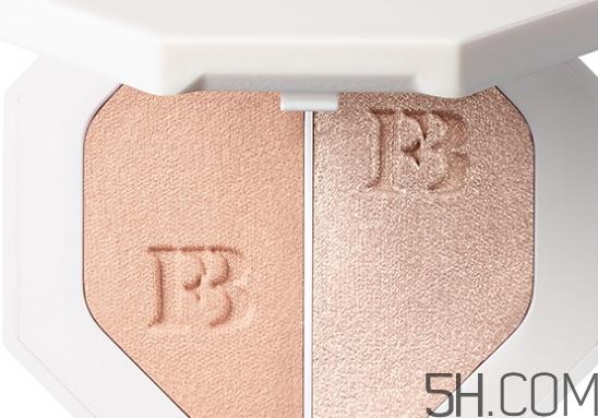 fenty beauty双色高光粉饼怎么样_试色 fenty beauty双色高光粉饼怎么样_试色