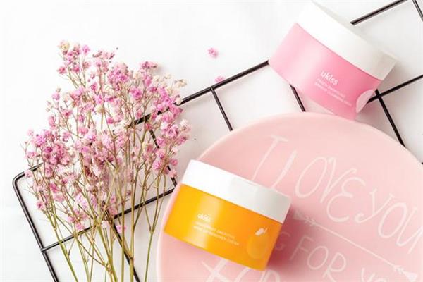 ukiss卸妆膏油皮能用吗 ukiss卸妆膏闷痘吗 ukiss卸妆膏油皮能用吗 ukiss卸妆膏闷痘吗