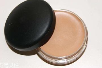 遮瑕膏适合油性皮肤吗 油痘肌遮瑕首选 遮瑕膏适合油性皮肤吗 油痘肌遮瑕首选