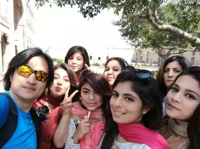 巴基斯坦美女嫁给中国小伙的条件很简单,你能满足她吗