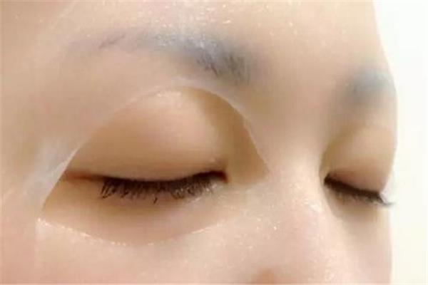 minon面膜含酒精吗 成分很安全 minon面膜含酒精吗 成分很安全