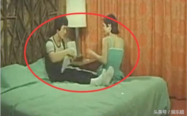 李小龙死在她的床上,还曾患上精神分裂,向华强为何还敢娶她?