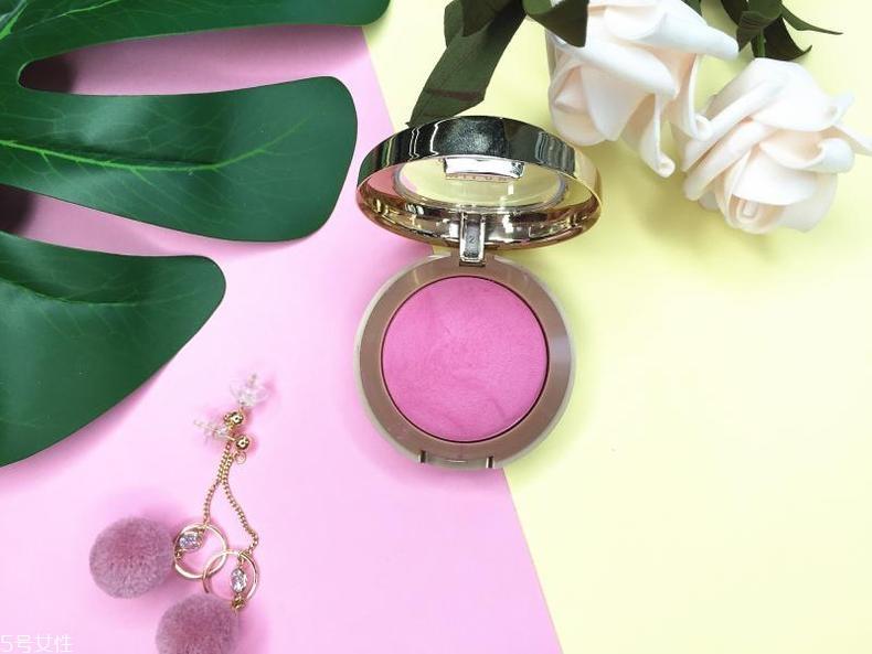 milani腮红10号适合黄皮吗 米兰妮10号色试色 milani腮红10号适合黄皮吗 米兰妮10号色试色