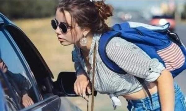 为何川藏线上穷游女,搭车必须手拿“红牛”?才能搭上车