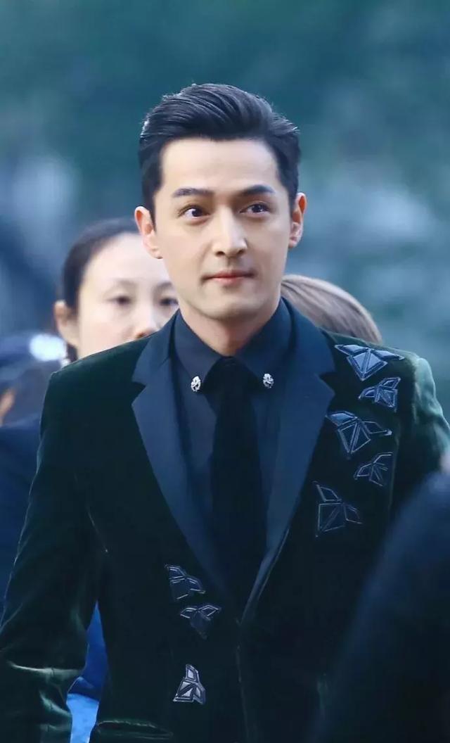 胡歌寸头帅爆了?NO!各种发型的胡歌快来了解一下