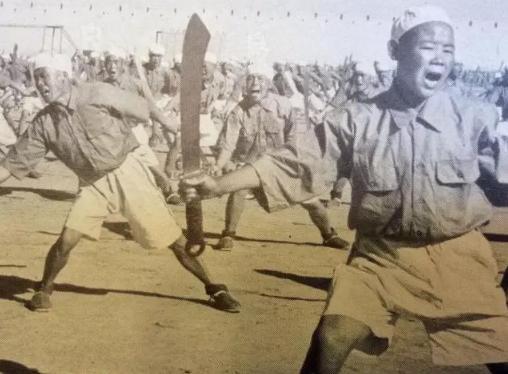 马仲英为何要夺取新疆？他和新疆都有哪些联系？