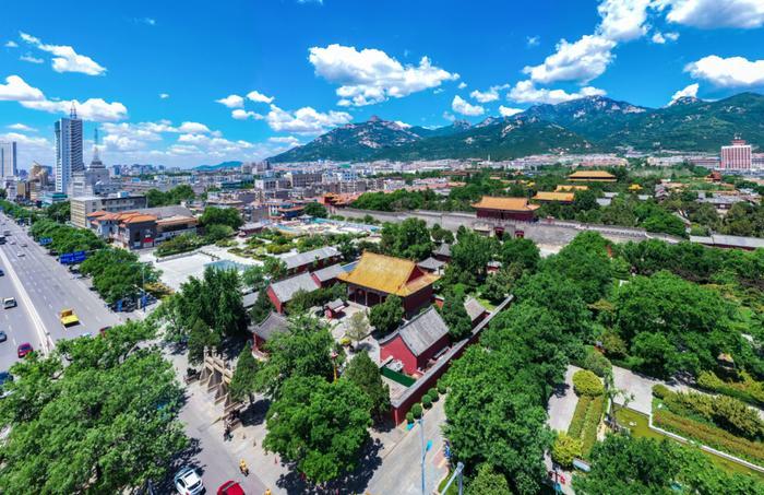 泰山景区门票降价第一天,记者小姐姐带您云“游”泰山~全省还有80家景区降价!一起出发去旅行吧~