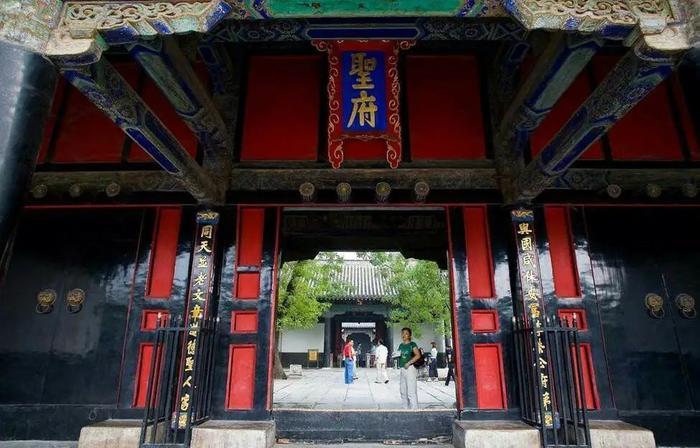 泰山景区门票降价第一天,记者小姐姐带您云“游”泰山~全省还有80家景区降价!一起出发去旅行吧~