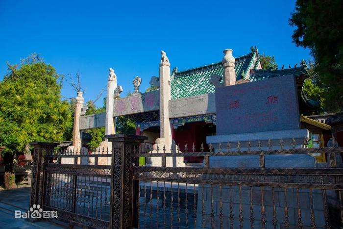 泰山景区门票降价第一天,记者小姐姐带您云“游”泰山~全省还有80家景区降价!一起出发去旅行吧~