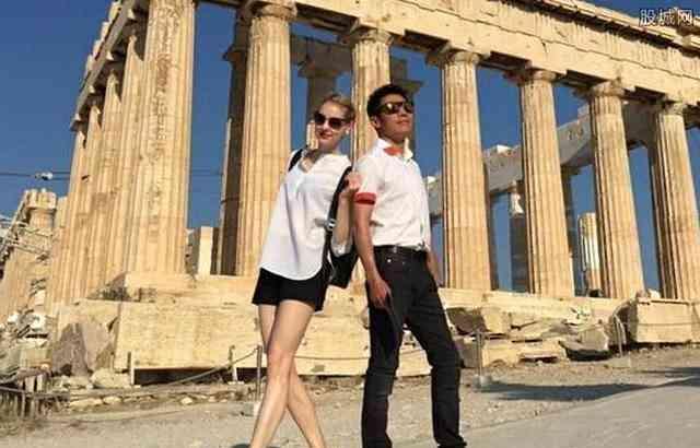 撒贝宁妻子的职业曝光,全球只有6个人,连章子怡也自叹不如