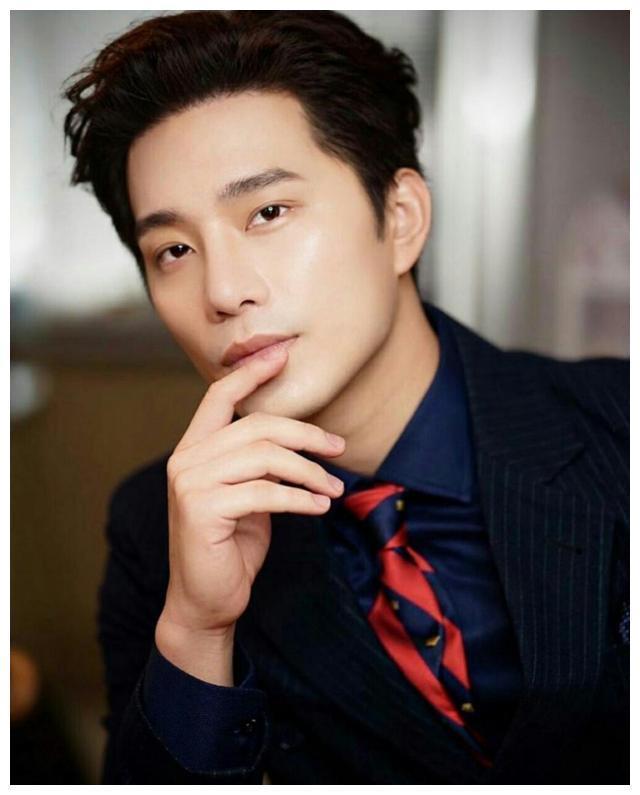 这个女人不简单又矮又丑俘获两大帅哥的心前男友马里奥丈夫徐志贤