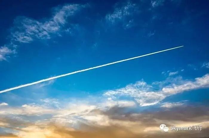 还能这么玩？继被ISIS通缉之后，这对中国夫妻又开着飞机环游了地球