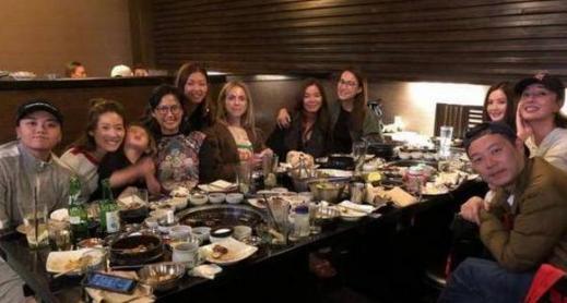阿娇大婚婚礼照流出，阿Sa、容祖儿和郑希怡，伴娘团强大