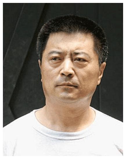 出人意料,现实当中他们是夫妻,但在《大宅门》中却饰演一对母子