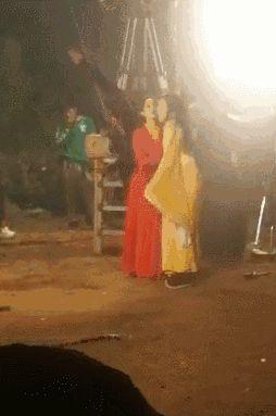 这位女星全网黑，被骂滚出娱乐圈，整容加戏不承认，气晕袁咏仪