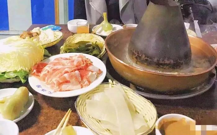 长春人排队都要去吃的8家老字号!老、破还难找,却每天挤满人!