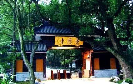 和我在西湖的景区走一走