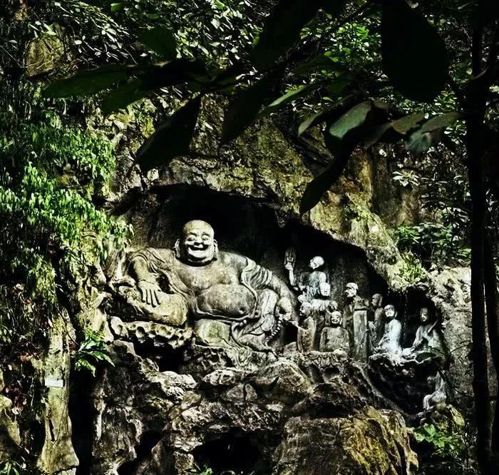 和我在西湖的景区走一走