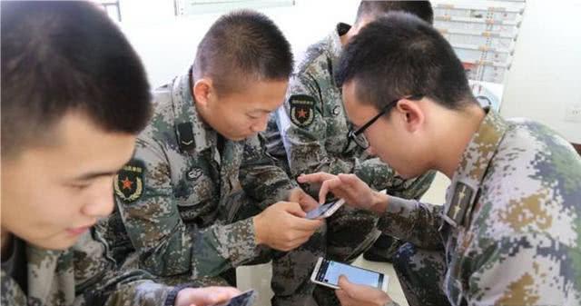 军人服兵役期间，在部队里可以使用手机吗？