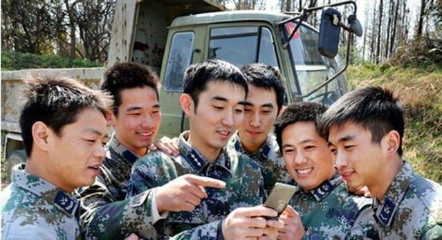 军人服兵役期间，在部队里可以使用手机吗？