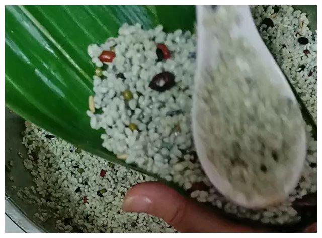 八宝肉粽的详细包法(附视频教学,简便易学)