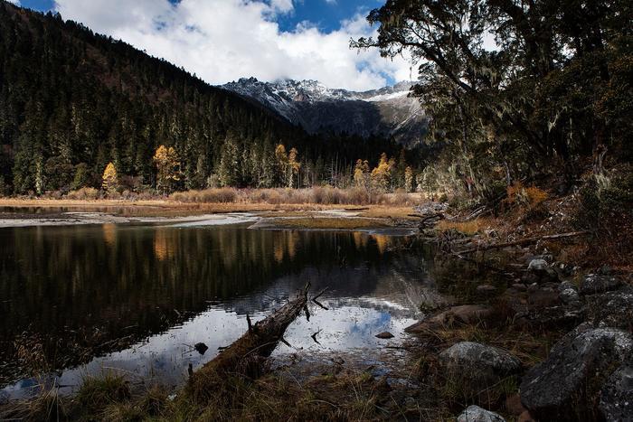 川西高原的一颗明珠，人间仙境九龙伍须海