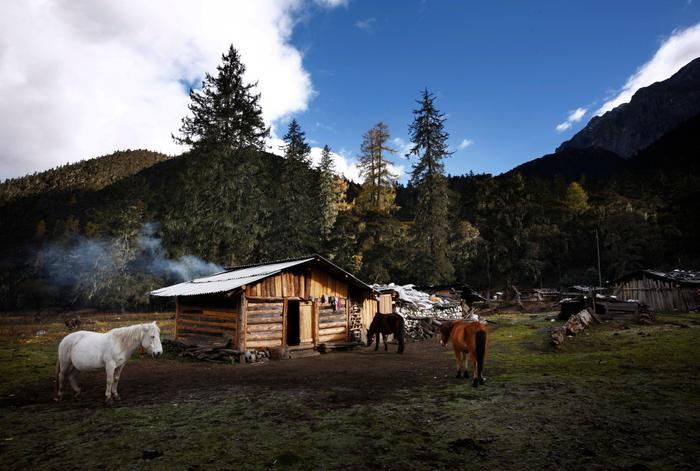 川西高原的一颗明珠，人间仙境九龙伍须海