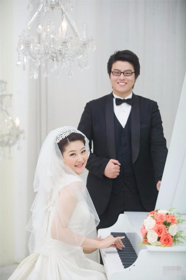 “国民闺女”金铭如今事业有成，小时候撞脸宋祖儿