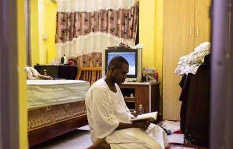 一个非洲小伙在中国广州的日常生活