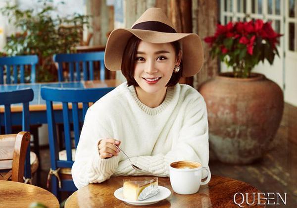 白毛衣搭配丨有一场白色暖流即将来袭,还不快和杨紫一起迎接它!