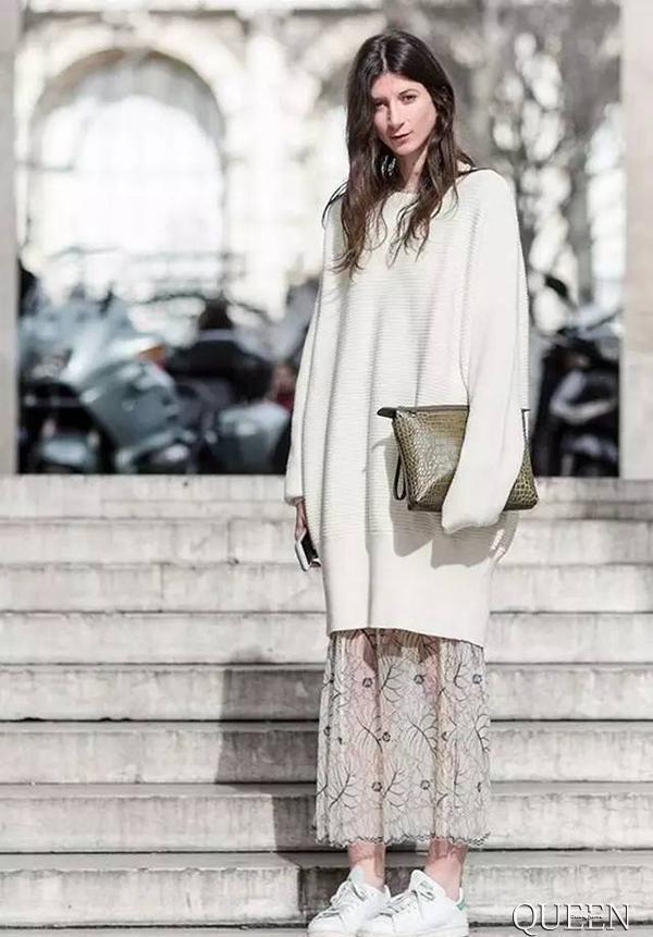 白毛衣搭配丨有一场白色暖流即将来袭,还不快和杨紫一起迎接它!