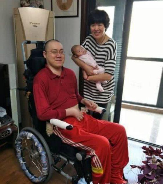 体坛奇迹：瘫痪20年的桑兰想追生二胎，汤淼瘫痪13年女儿两岁