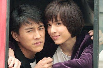 靳东一家四口曝光,大儿子比老爸还帅,小儿子一脸呆萌!