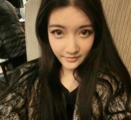 鹿晗初恋女友照片被扒,网友:难怪鹿晗会喜欢关晓彤