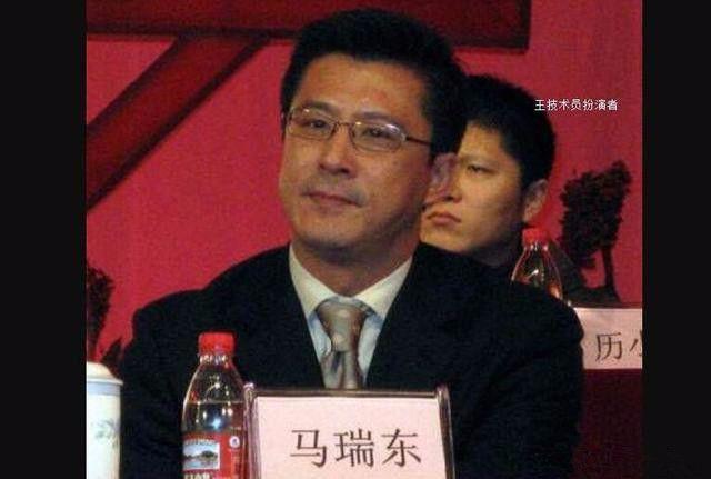 传媒界的真正大佬不是赵本山,竟然是他?