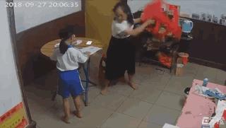又一起虐童事件：有些人，真的不配当父母