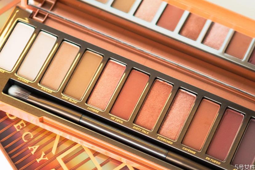 衰败城市眼影画法 衰败城市眼影配色画法 衰败城市眼影画法 衰败城市眼影配色画法