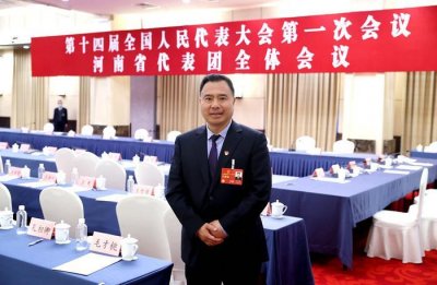 ​李学武代表：支持打造“专技河南” 推动人口红利向人才红利转变