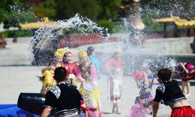 烟台不只有金沙滩和蓬莱阁,这座位于龙口的南山景区才是“黑马”