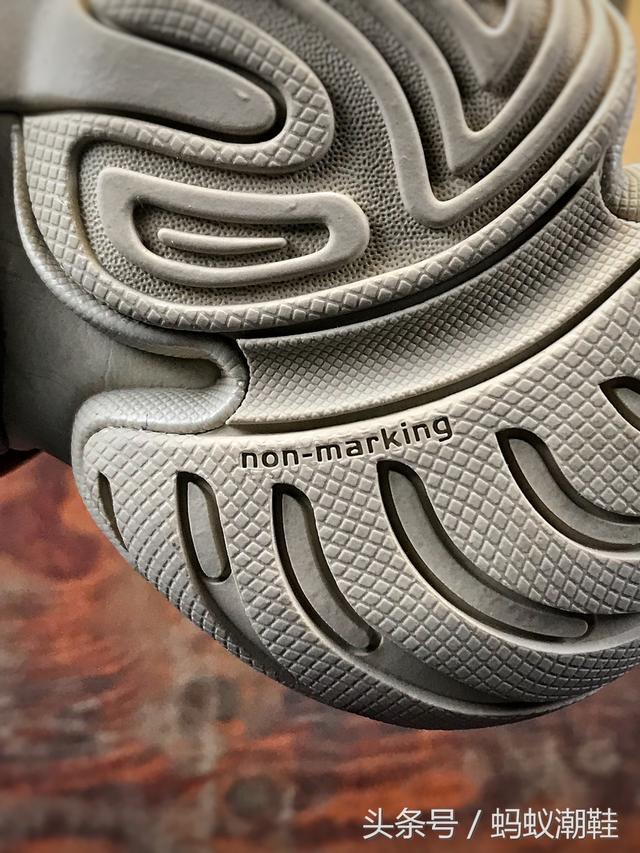 阿迪达斯 椰子 500 YEEZY “Blush” 500