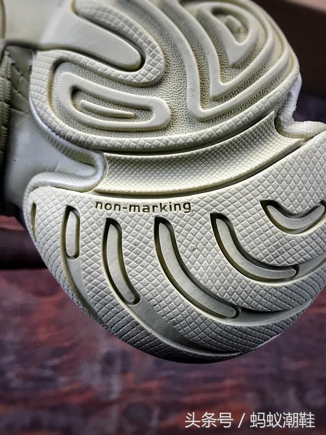 阿迪达斯 椰子 500 YEEZY “Blush” 500