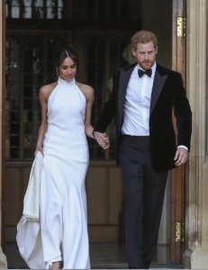 ​英国最出名的三大王妃，一个因为是演员被骂，一个被媒体逼上绝路