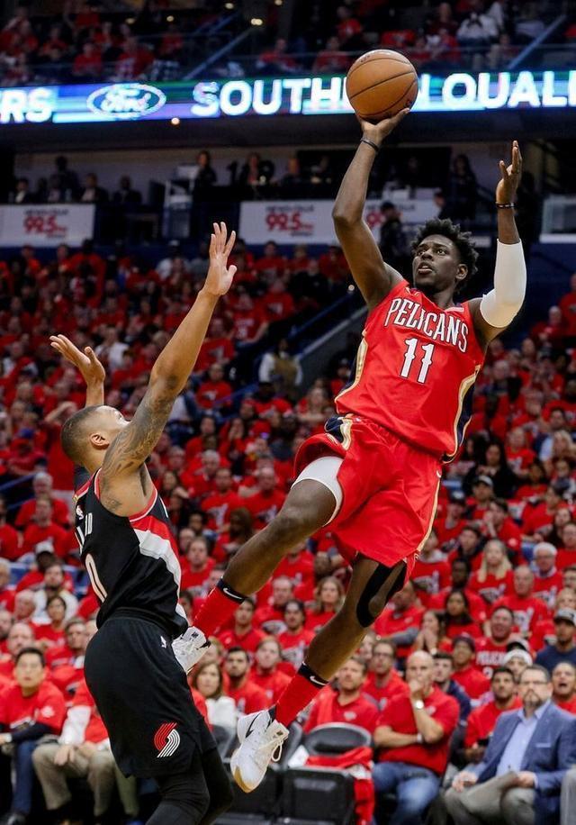 开拓者首轮惨遭鹈鹕4-0横扫，成为首支晋级第二轮的球队！