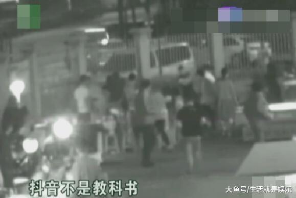 男子模仿抖音“拿菜换肉”, 用馒头换肉串, 被拒后殴打对方被刑拘