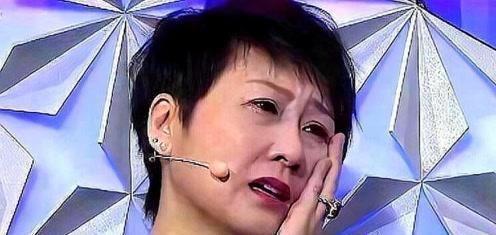 56岁张凯丽, 老公身份很特殊, 女儿比妈妈还要漂亮