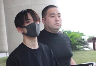 叫易烊千玺太繁琐,叫“千玺”太俗套,听到胖虎的称呼:太甜啦