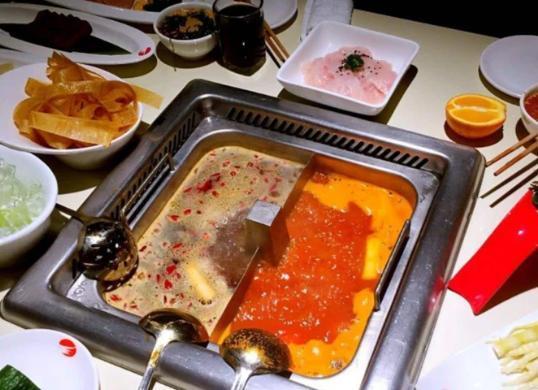海底捞外卖150元还送锅，不会亏本吗？网友：我们差个经商头脑