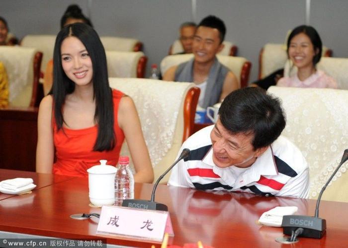 她曾是跨栏女王,如今是世界小姐冠军,与刘翔传绯闻